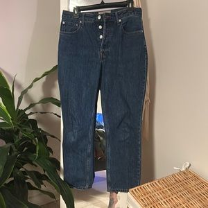 Everlane curvy 90’s cheeky straight jean